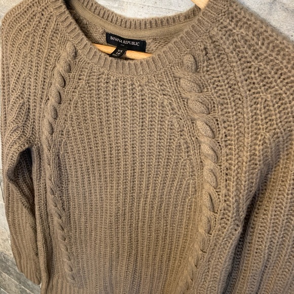 Banana Republic Cable Knit Sweater Size X Small - Picture 5 of 5